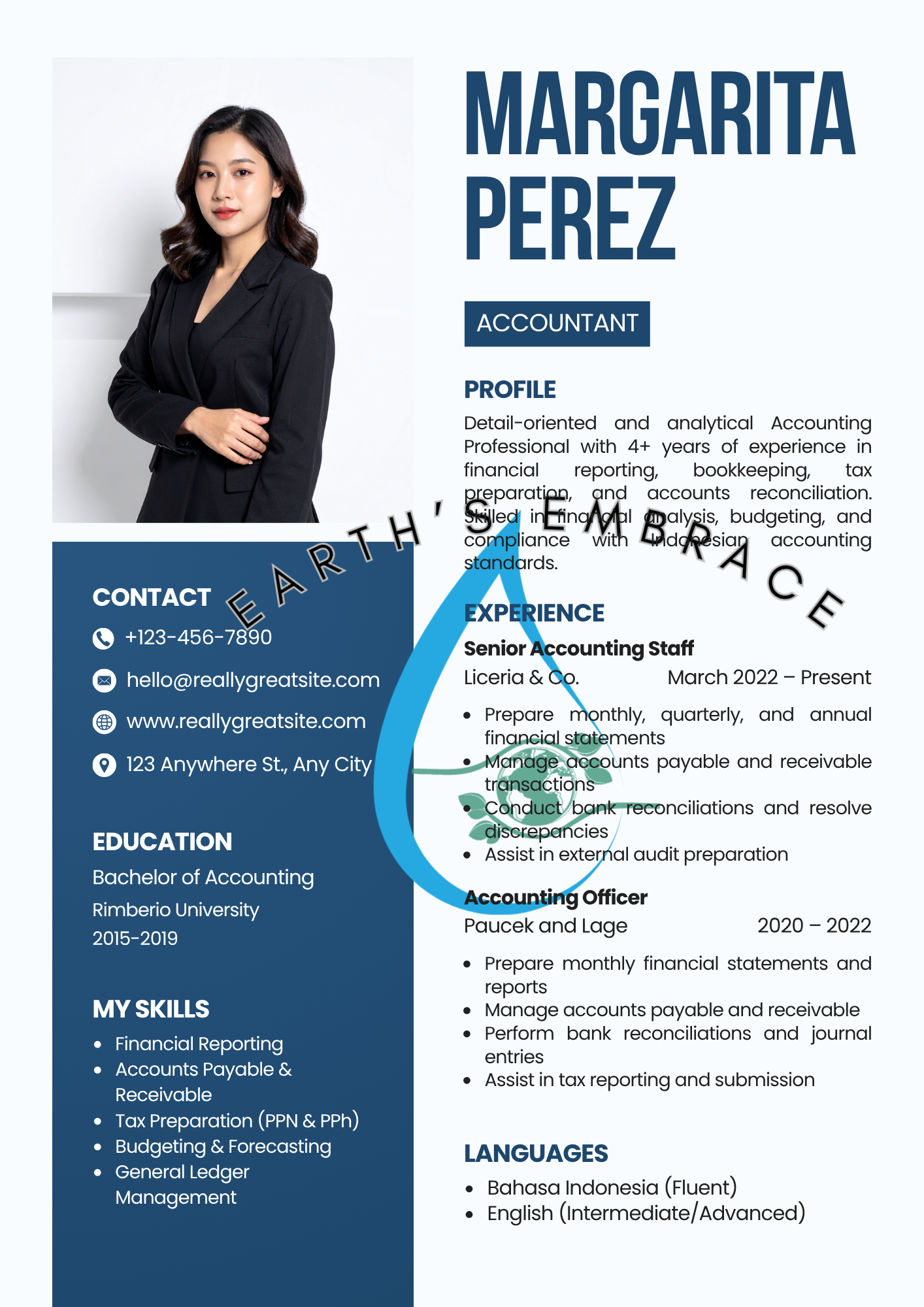Margarita — Accountant